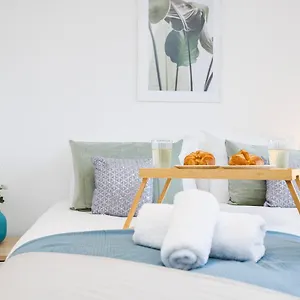 Cresta House - Modern Apartamento